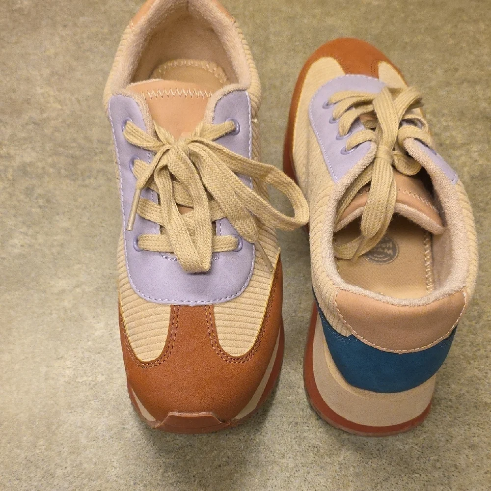 Rocket Dog Multicolor Sneakers - Picture 3 of 9